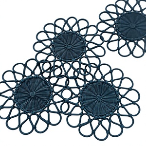 Sous-plat en rotin vert vintage fait main, durable, non toxique, écologique, motif floral, pour décoration de table de mariage et de dîner - Product Image 1
