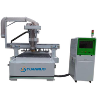 Routeur CNC YN 1325 Atc à changement d'outils automatique pour la découpe et la gravure CNC dans l'industrie du meuble et l'acrylique PVC