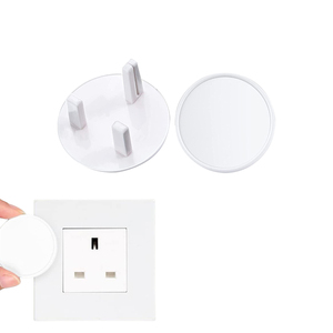 Cubiertas de salida de plástico seguras para bebés estándar del Reino Unido Protectores de enchufes eléctricos con prevención de golpes para niños para seguridad de bebés - Product Image 1