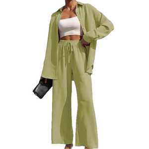 Ensemble décontracté pour femme : haut court à manches longues et jupe mi-longue, en tissu tricoté respirant polyester-coton, idéal pour l'été, avec poches - Product Image 1