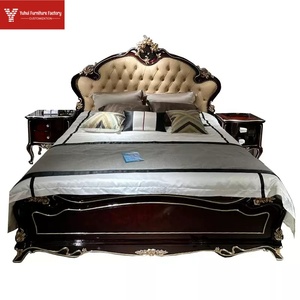 Lit de style européen, lit double de princesse luxueux en bois massif sculpté, lit français rouge Raffaele pour chambre principale de villa - Product Image 1