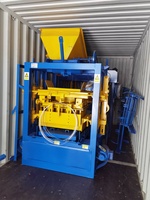Machine à Briques QT 4-24 Manuelle pour la Fabrication de Briques Creuses et de Blocs à Vendre
