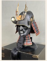 Casque d'armure de samouraï japonais en métal avec broderie 3D, accessoire de scène portable pour la décoration de restaurants et pubs japonais, utilisation en extérieur