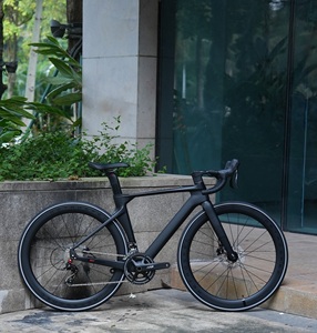 Vélo de course en carbone super léger R10pro-disc 22 vitesses avec freins à disque et roues 50h R10pro-disc (sport), Rs-22s, roues en carbone 50h et frein à plat - Product Image 2