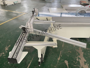 <span class=keywords><strong>Made</strong></span> in China Venta directa de fábrica SMV8D Sierra de madera Máquina 3200mm Panel de corte de madera de precisión Sierra Manual Sierra de mesa deslizante - Product Image 5