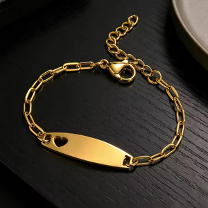 Bracelets pour bébé en acier inoxydable à cœur creux et barre incurvée, personnalisables, lisses, à graver, bijoux DIY – Vente chaude - Product Image 3