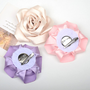 Broche de Flor de Cetim Vintage Feito à Mão 11cm Rosa Grande de Luxo em Tecido Acessório de Lapela para Casaco e Presilha de Cabelo para Mulheres - Product Image 3