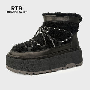 Bequeme verdickte Fleece-Schneeschuhe mit rutsch festen Gummis ohlen Wasserdichte Rindsleder-Winter-Outdoor-Wanderschuhe Pelz stiefel - Product Image 1