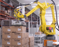 Robot de palettisation Fanuc M-410IC/110 à 4 axes, 110 kg, 2403 mm, avec ventouse pneumatique pour l'empilage de cartons en entrepôt et logistique