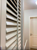 Livraison à Domicile Disponible : Porte Persienne Pliante en PVC et Bois pour Dressing de Chambre, Cloison à Ouverture Horizontale pour Intérieur