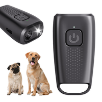 Répulsif à ultrasons portable pour chiens, en plastique PC ABS, 40 kHz, rechargeable par USB-C, portée de 15 m, 6 mois d'autonomie en veille, pour l'entraînement des chiens en extérieur