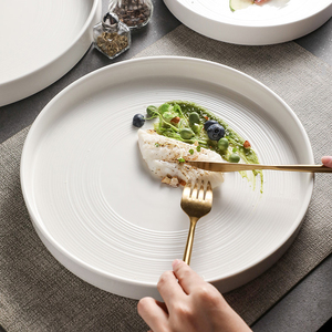 Espiral en relieve de alta calidad de forma redonda bistec ensalada <span class=keywords><strong>pasta</strong></span> servir restaurante barato suministro a granel platos de cena de cerámica blanca - Product Image 1