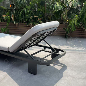 Muebles de aluminio para exteriores personalizados de gama alta, <span class=keywords><strong>tumbonas</strong></span> portátiles impermeables <span class=keywords><strong>grises</strong></span> ligeras ajustables para piscina de Hotel - Product Image 5