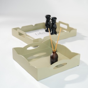 Plateau de service en laque sophistiqué, élégant plateau brillant pour l'accueil et les fêtes, pièce de décoration d'intérieur artisanale de luxe - Product Image 2