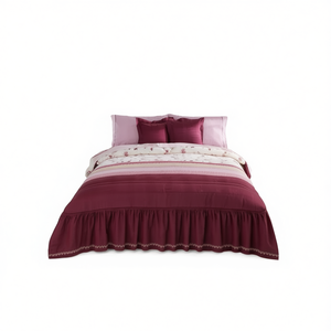 Set Copripiumino Debora Queen Size, Stile Principessa con Volant Floreali, Set da Letto in 3 Pezzi per Uso Domestico, Adatto a Tutte le Stagioni - Product Image 1