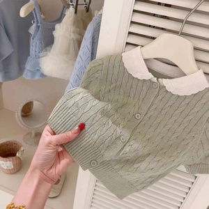 Nouvel ensemble de vêtements printemps-été 2026 pour filles - Ensemble deux pièces tendance en <span class=keywords><strong>tricot</strong></span> à manches courtes et <span class=keywords><strong>jupe</strong></span> à volants - Product Image 4