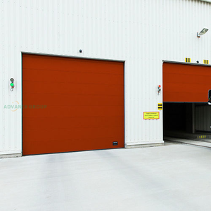 Porta Sezionale Industriale Elettrica Isolata Compatta a Basso Prezzo per Spazi Stretti in Fabbriche - Product Image 1