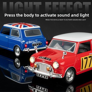 Coche de juguete MINI británico a <span class=keywords><strong>escala</strong></span> 1:32 de metal fundido a presión con batería de litio y control de fuerza - Product Image 4