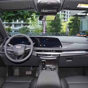 Voiture d'occasion à faible kilométrage <span class=keywords><strong>Cadillac</strong></span> <span class=keywords><strong>XT4</strong></span> Facelift 2.0T Premium Luxury <span class=keywords><strong>2024</strong></span> Essence SUV Compact Toit ouvrant panoramique Sièges en cuir Chauffage - Product Image 5