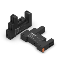 Soket Relay Miniatur 5-Pin 12A AC Daya Rendah yang Dapat Disesuaikan 14F-1Z-C3 Perlindungan Tertutup Perlindungan Jari Umum