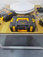 Kit d'outils électriques sans fil 18V/20V pour la maison avec mallette rigide, batterie rechargeable personnalisable OEM, ensemble combiné