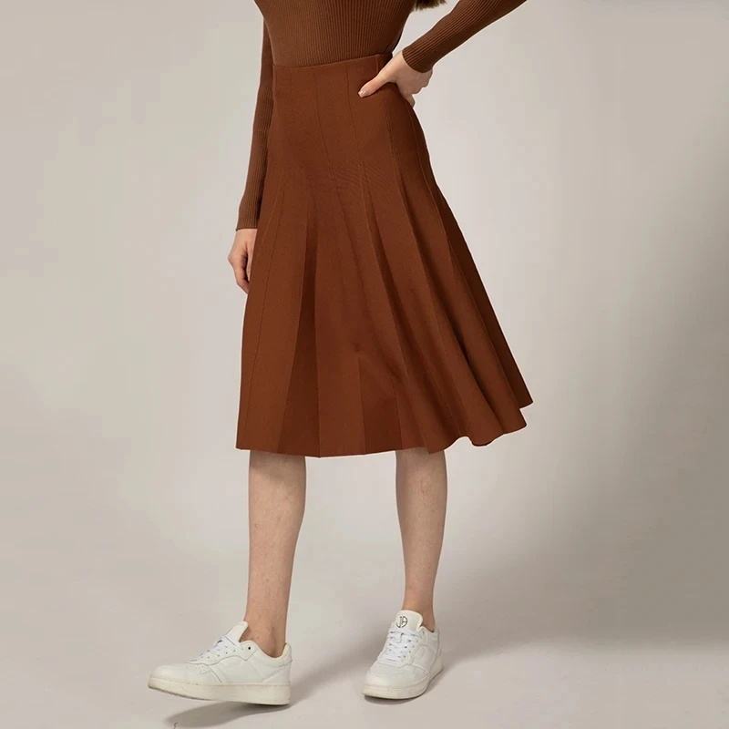 สีน้ำตาล