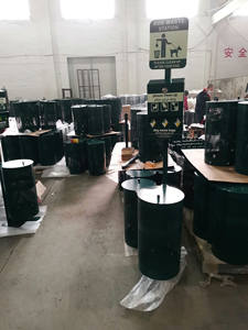 Cubo de basura compacto para mascotas al aire libre Combo dispensador de bolsas de caca de perro y cubo de basura con letrero reflectante 240L de capacidad tamaño personalizable - Product Image 3