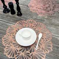 Nouveau Set de Table Octogonal Élégant et Luxueux en PVC Découpé Floral, Épaisseur 3mm, Résistant à la Chaleur, avec Feuille d'Or, Design Moderne pour Mariage, Dîner et Maison