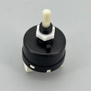 Interruptor de Aire Acondicionado Subaru 62x35x35mm YF-82951 para Reemplazo del Ventilador - Product Image 2