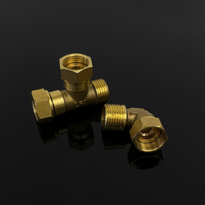 Conexión en T de cobre roscada para tuberías de calentadores de agua - Product Image 3