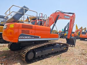 Bomba de hormigón con Control remoto Doosan DX300, motor de núcleo de transmisión final de cabina usada, engranaje de excavadora sobre orugas, alta potencia de excavación - Product Image 2