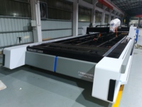 Machine de découpe laser à fibre automatique 8325 avec grande table de travail pour tôles métalliques (laiton, aluminium, acier au carbone) avec commande CNC
