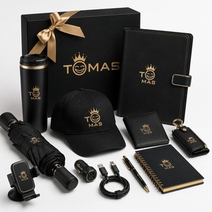 Bolsa de Regalos Personalizada para Marketing B2B, Camiseta Polo, Gorra, Taza, Cuaderno, Paraguas y Productos Promocionales para Eventos Automotrices - Product Image 1