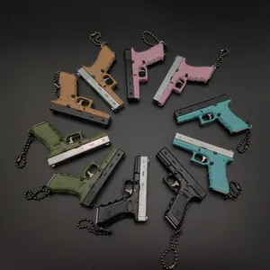 Chaveiro de metal para pistola Glock, armas e armas de brinquedo modelo mini do exército, 1:3