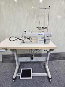 Machine à coudre industrielle à plat et à point noué à grande vitesse <span class=keywords><strong>Aiguille</strong></span> unique programmable avec moteur central pour <span class=keywords><strong>Singer</strong></span> à vendre - Product Image 3