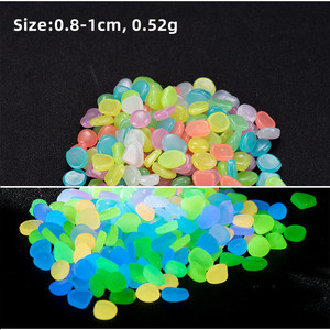 Vente en gros Diamant artificiel lumineux pour <span class=keywords><strong>aquarium</strong></span> Pierre <span class=keywords><strong>Pas</strong></span> <span class=keywords><strong>cher</strong></span> 1cm Décoration d'<span class=keywords><strong>aquarium</strong></span> rougeoyante - Product Image 3