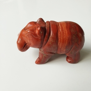 Fengshui-tallado de piedra roja de cristal curativo, tallado de animales de la india, decoración para <span class=keywords><strong>el</strong></span> hogar - Product Image 1
