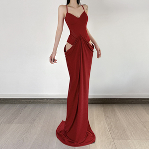 Vestido Largo Estilo Jumpsuit con Tirantes Espagueti, Corte Corset, Abertura en la Cintura, Escote en V, Volantes, Corte Regular - Product Image 2