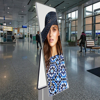 Pantalla LED transparente personalizada para publicidad de centros comerciales y aeropuertos Cabina de exposición de activación y decoración de marca