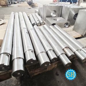 Eje escalonado de acero personalizado Acoplamiento de diámetro <span class=keywords><strong>desigual</strong></span> Eje impulsor Mecanizado Servicios de torneado - Product Image 6