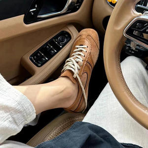 Zapatillas Retro Marrones para Mujer 2026, de Cuero Vacuno Genuino, con Cordones, Planas, Estilo Skate, Versátiles, Deportivas, Casuales, para Correr - Product Image 1