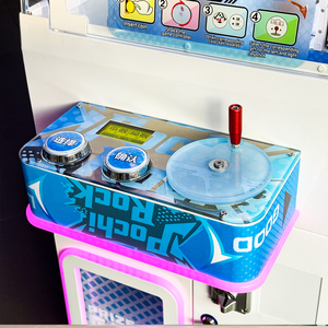 เครื่องหยอดเหรียญเกมส์ลูกบอลนำโชค <span class=keywords><strong>Pochi</strong></span> Rock กำไรสูง 3 สี สำหรับธุรกิจ - Product Image 5