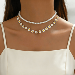 Collar Doble de Moda con Pequeñas Margaritas y Perlas Lisas, Cadena de Clavícula de Dos Capas, Accesorio Diario Lindo y Dulce para Adolescentes - Product Image 5