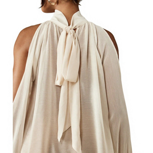 Nueva llegada: Blusa de verano asimétrica de gasa ligera con cuello halter, hombros descubiertos y lazo en la espalda para mujer - Product Image 4