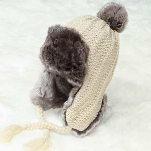 Gorro de Invierno Peruano Personalizado con Logotipo para Mujer, con Orejeras, Gorro de Sherpa para Esquí y Nieve - Product Image 1