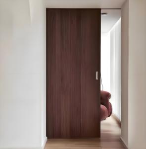 <span class=keywords><strong>Porte</strong></span> <span class=keywords><strong>coulissante</strong></span> moderne en aluminium et bois avec panneau perforé, <span class=keywords><strong>porte</strong></span> intérieure <span class=keywords><strong>coulissante</strong></span> pour chambre et <span class=keywords><strong>salle</strong></span> <span class=keywords><strong>de</strong></span> <span class=keywords><strong>bain</strong></span>, sur mesure - Product Image 1