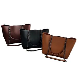 Sac de bowling vintage de luxe en daim et cuir véritable pour femme, sac à main et sac à bandoulière, vente en gros personnalisée OEM, nouvelle collection 2026 - Product Image 1