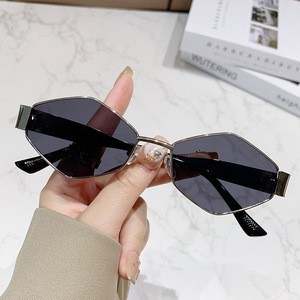 Wholesale Rectangle Unisex Fashion Metal Full Rim Light Weight UV400 Sunglasses PC Lens Comfortable Ready <b>Eyeglasses</b> - Product Image 4