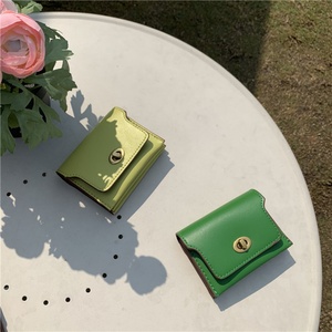 Wholesale Short PU Women's Designer <b>Card</b> <b>Holder</b> <b>Wallet</b> Fashionable Thread Pattern with Open Closure RFID Lining - Product Image 4