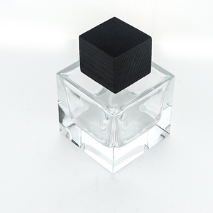 Flacon de parfum en verre Cube 3.4 ml, récipient vide, bouteille avec bouchon en bois, Spray à sertir, 100 pièces - Product Image 4